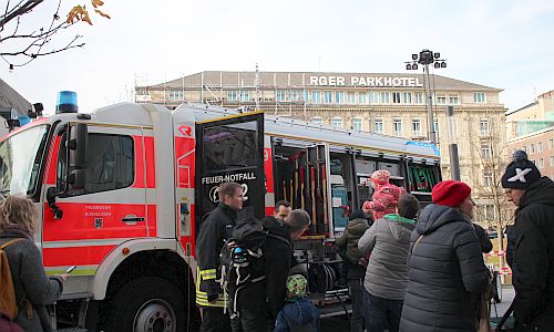 D_Advent_Feuerwehr_Wagen_01122018