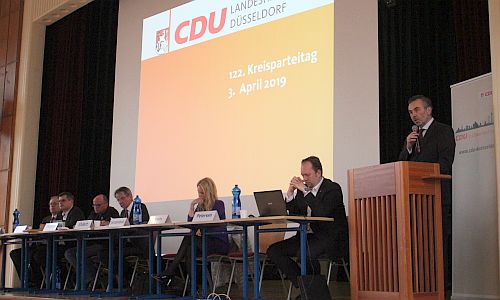 D_CDU_Podium_03042019