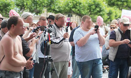 D_CR_Filmer_Burgplatz_13062020