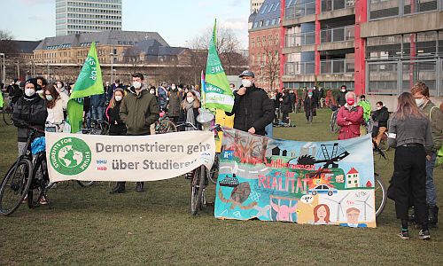 D_FFF_bunte_Schilder_19032021