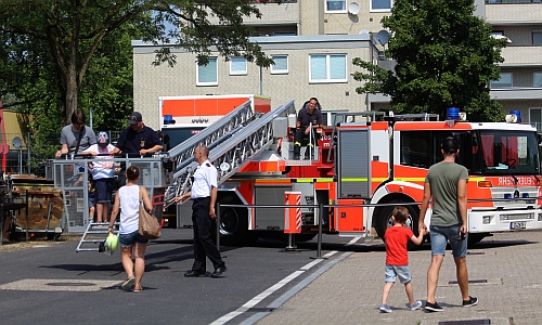 D_Feuerwerh_Garath_Leiterwagen_08072017