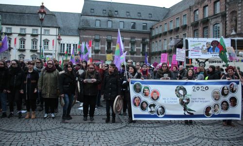 D_Frauenkampf_Flashmob_07032020