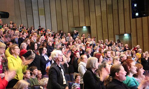 D_Frauentag_Saal_08032020