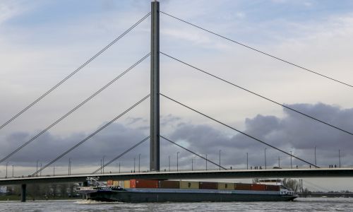 D_Hochwasser_Schiff_05022021