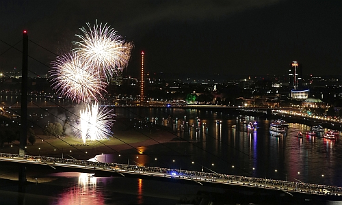 D_Japantag_Feuerwerk_20052017