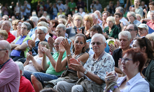 D_JazzHofgarten_Beifall_20160820