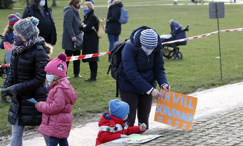 D_KinderrechteDemo_Schwimmen_20210123.jpg