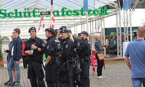 D_Kirmes_Polizei_14072017