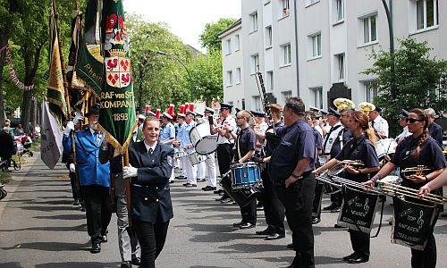 D_Lierenfeld_Fahnen_1905219