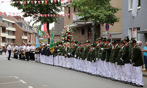 D_Niederkassel_Antreten_11082019