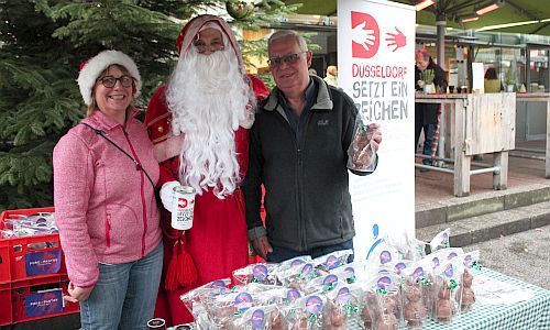 D_Nikolaus_Carlsplatz_Stand_06122018