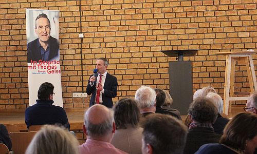 D_OBdialog_Düsseltal_saal_09042019