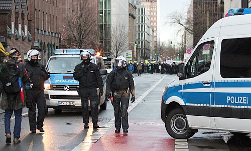 D_Q_Polizei_Ende_13032021