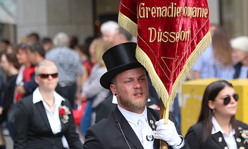 D_Regimentskönig_Fahne_18072017