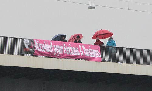 D_onebillionrising_brücke_14022016