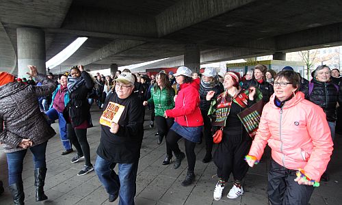 D_onebillionrising_tanz2_14022016