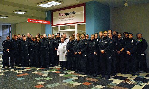 D_polizei_Blut_gruppe_19122017