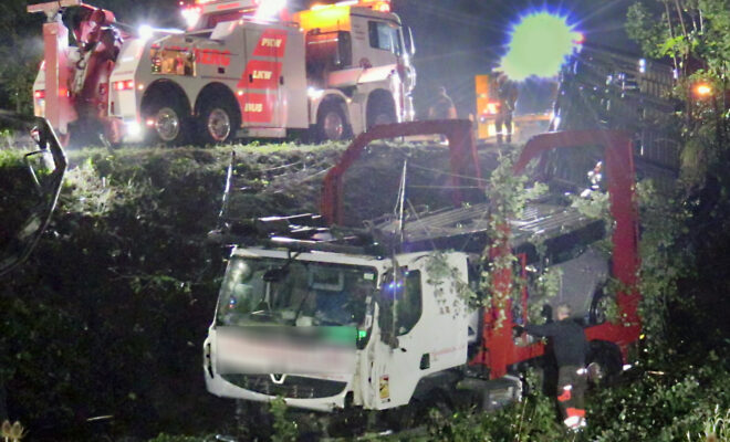 Unfall A59 Autotransporter