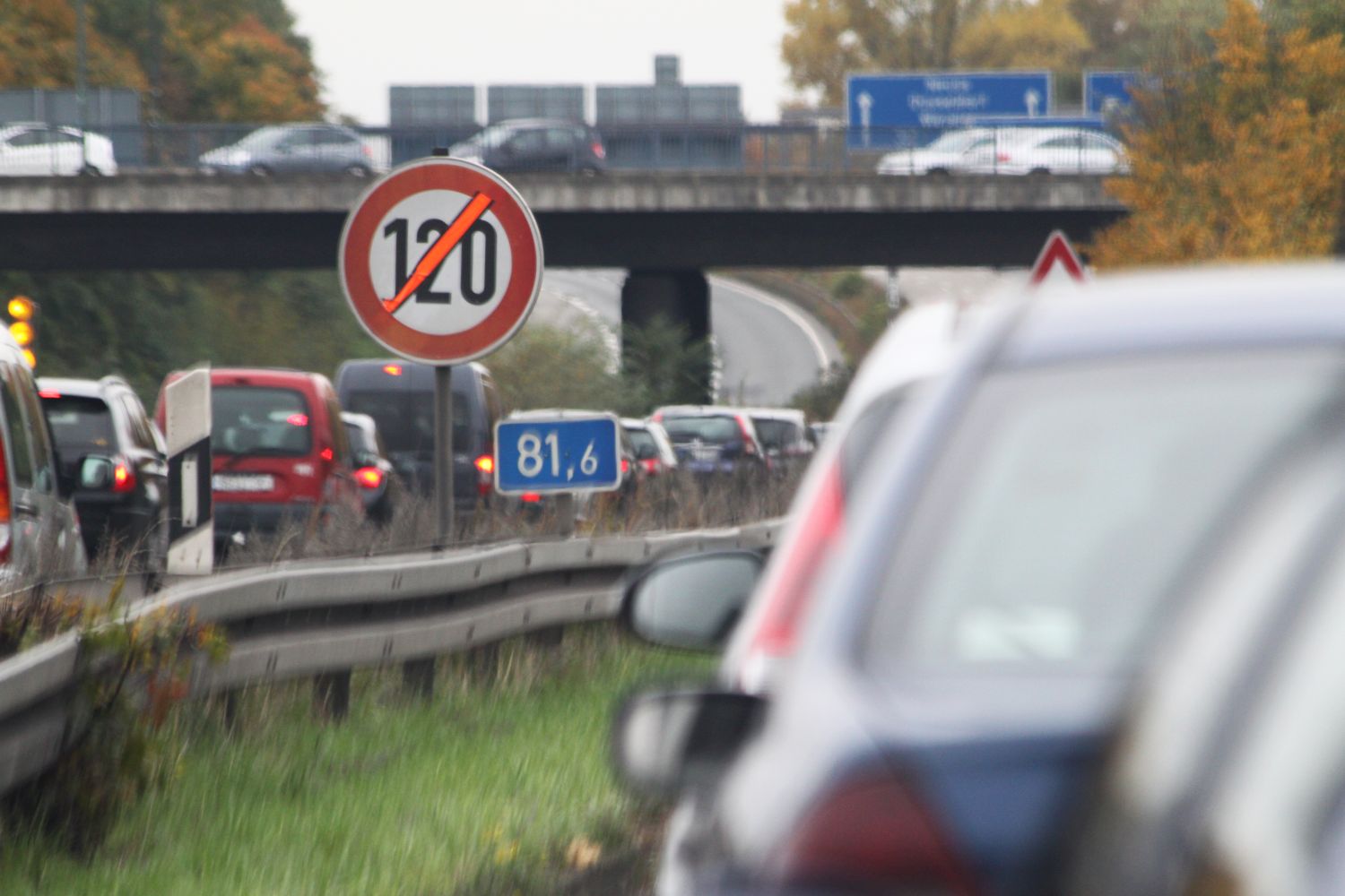 Düsseldorf: Sperrungen und Staus auf der A46 am Wochenende
