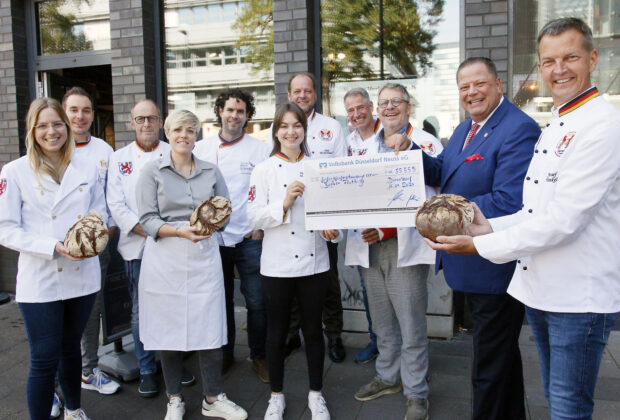 Flut-Brot Aktion der Bäcker in Düsseldorf