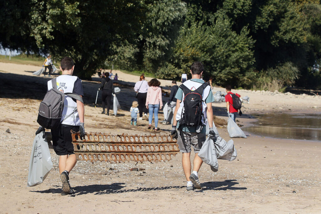 Rhine Clean Up 2021 in Düsseldorf