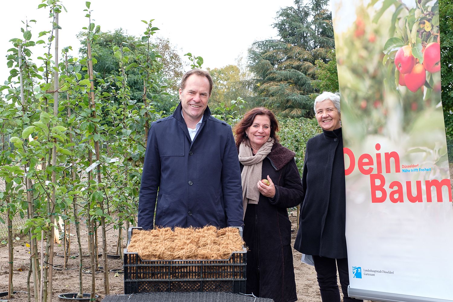 Düsseldorf "Dein Baum" eine KlimaAktion des Gartenamts für private