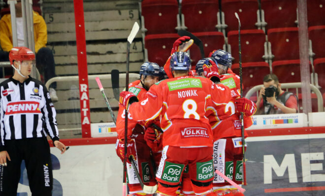 Düsseldorf DEG spiel gegen Nürnberg Ice Tigers