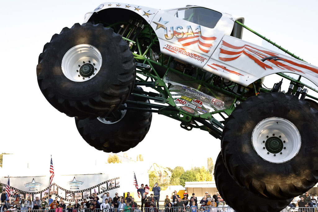 Monster Trucks und Stunt Show in Düsseldorf Benrath