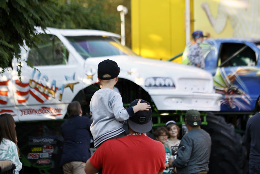 Monster Trucks und Stunt Show in Düsseldorf Benrath