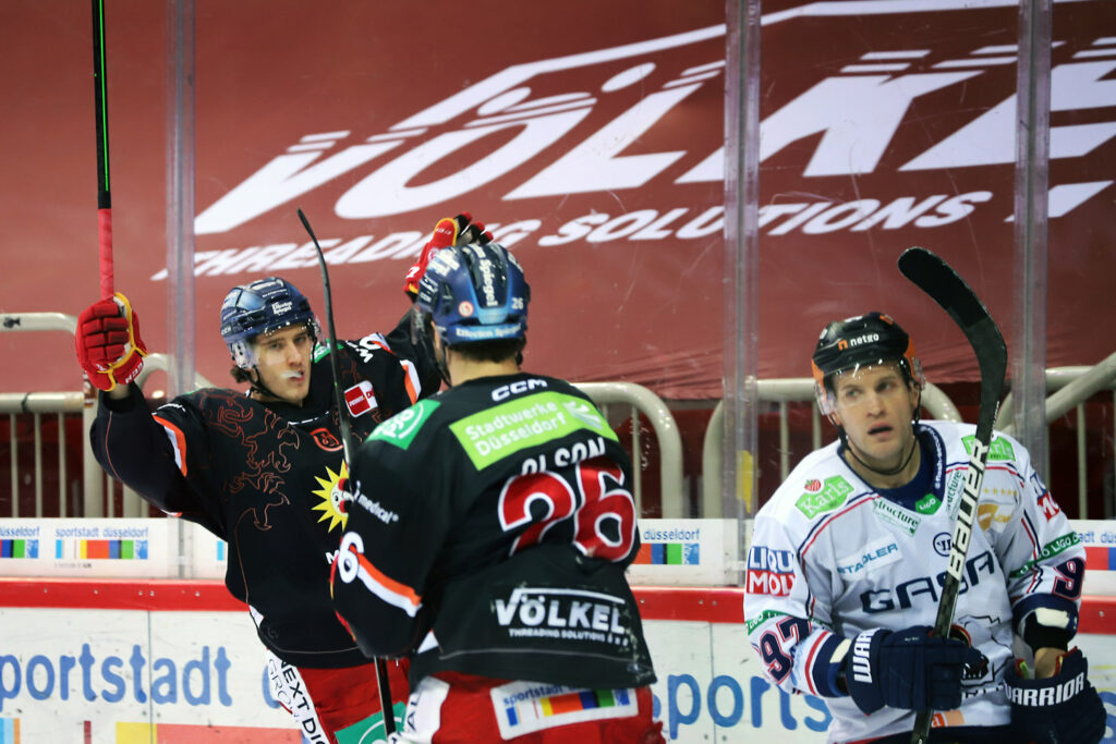 DEG Düsseldorf verliert gegen die Eisbären Berlin