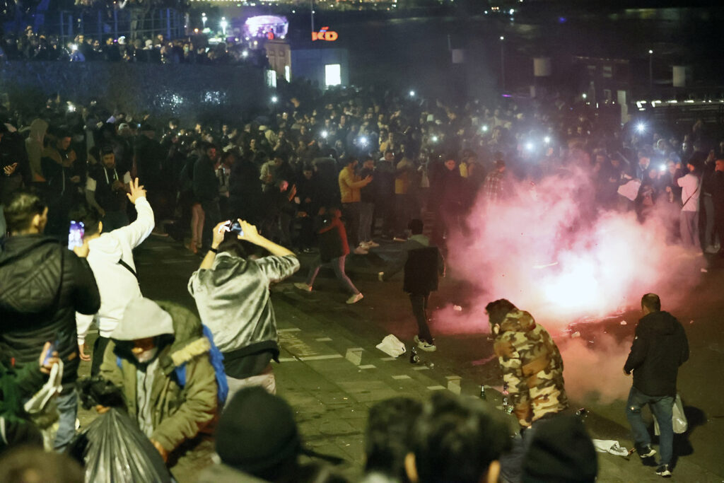 Silvester 2021/22 lief in der Altstadt Düsseldorf aus dem Ruder.