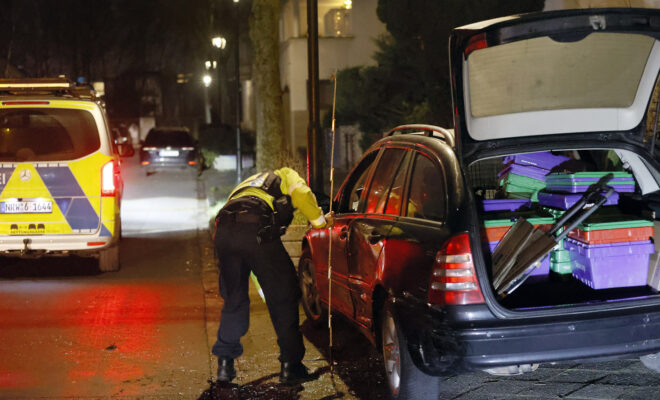 Ende einer Verfolgungsfahrt in Düsseldorf Benrath.