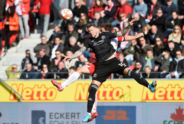 SSV Jahn Regensburg und Fortuna Düsseldorf trennten sich am Sonntag (27.2.) unentschieden mit 0:0