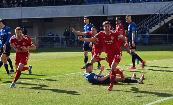 Die durch Corona geschwächte Mannschaft von Fortuna Düsseldorf hielt gegen SC Paderborn am Samstag (12.3.) ein Unentschieden.