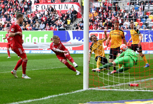 Fortuna Düsseldorf spielt am Freitag (22.4.) unentschieden gegen Dynamo Dresden.