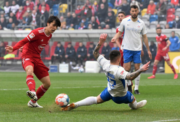 Fortuna Düsseldorf siegt gegen Hansa Rostock mit 3:0