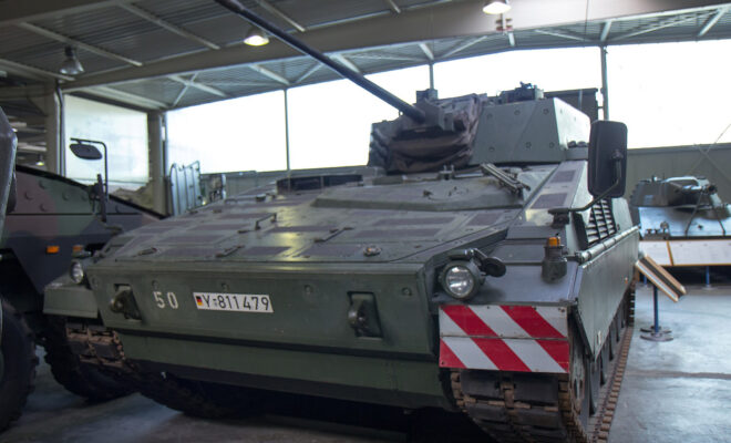 Marder Schützenpanzer im Militärmuseum Koblenz.