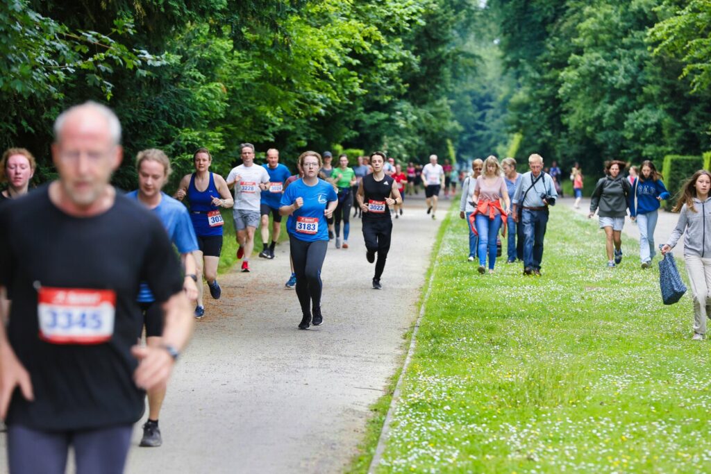 Der Schlosslauf ist zurück am Schloss Benrath in Düsseldorf.