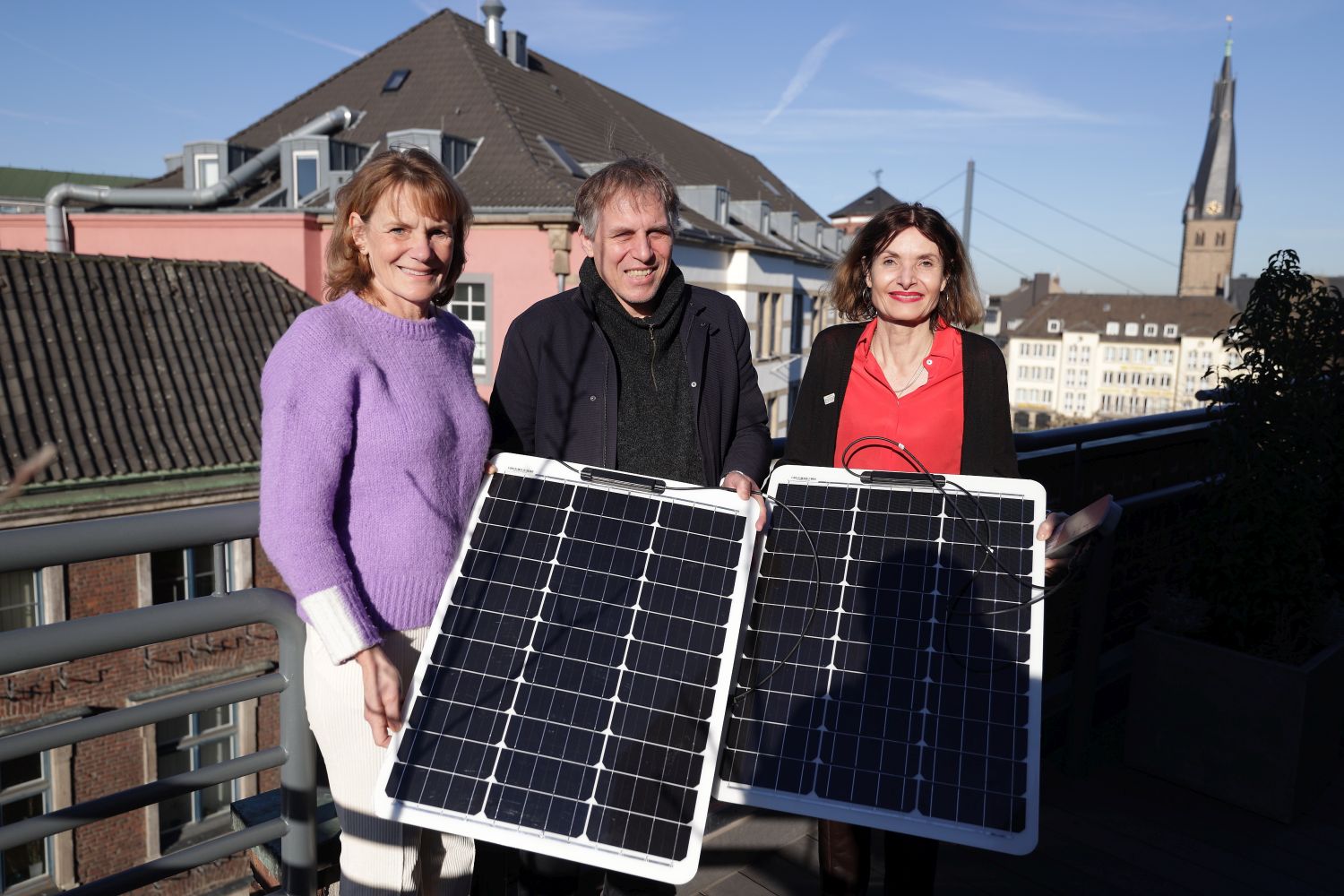 Düsseldorf: Förderprogramm „Balkonsolaranlagen“ für einkommensschwache ...