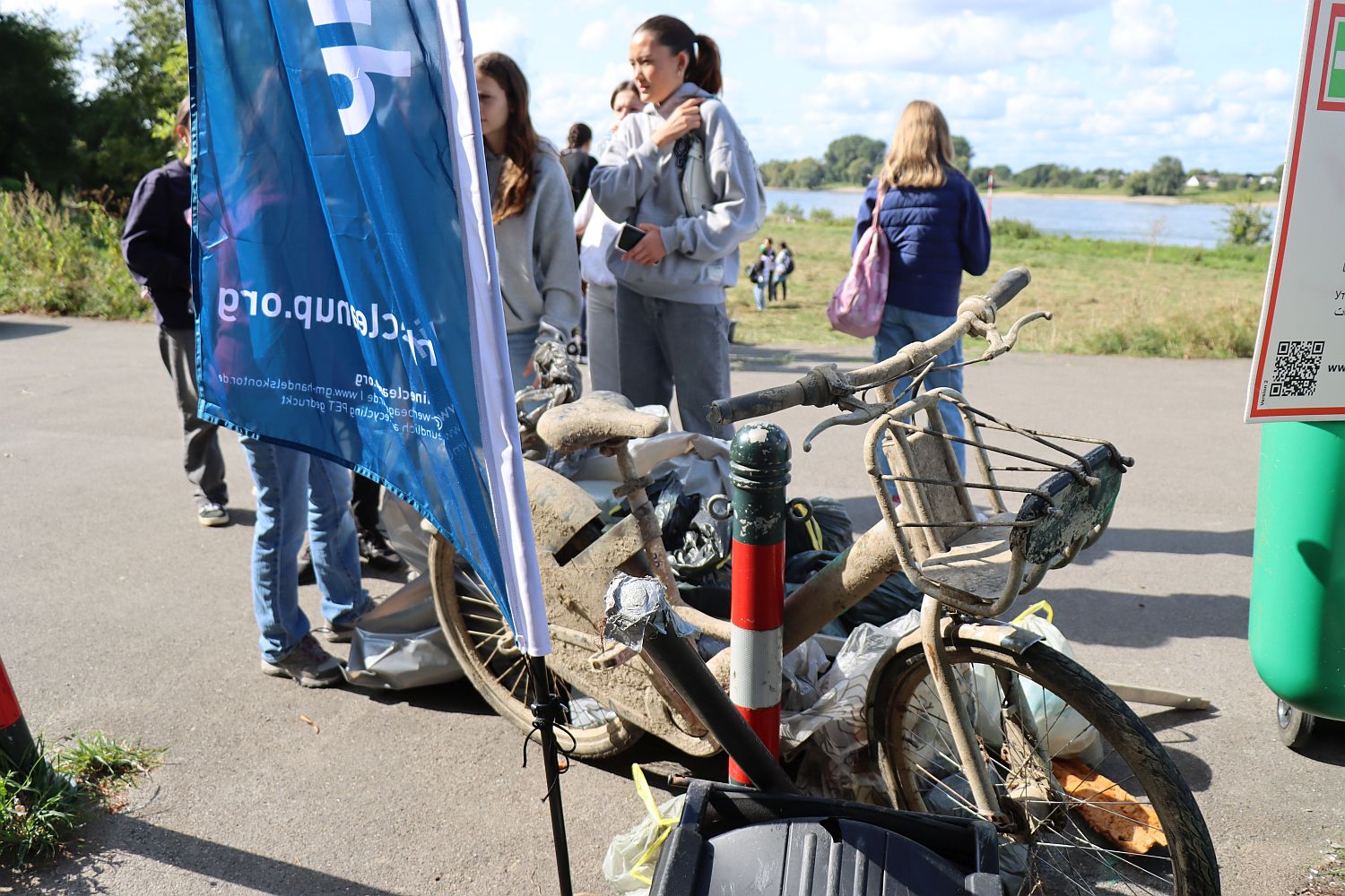 Düsseldorf launches the big RhineCleanUp on Saturday - | Ddorf-Aktuell - | ...