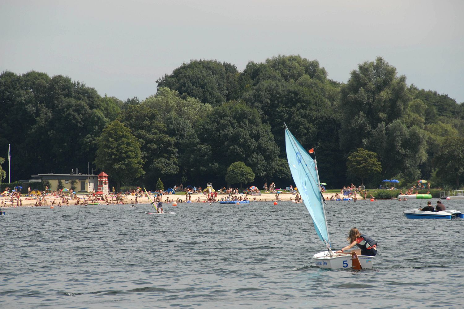 Düsseldorf: Strandbad Nord at Unterbacher See opens for another four days ...