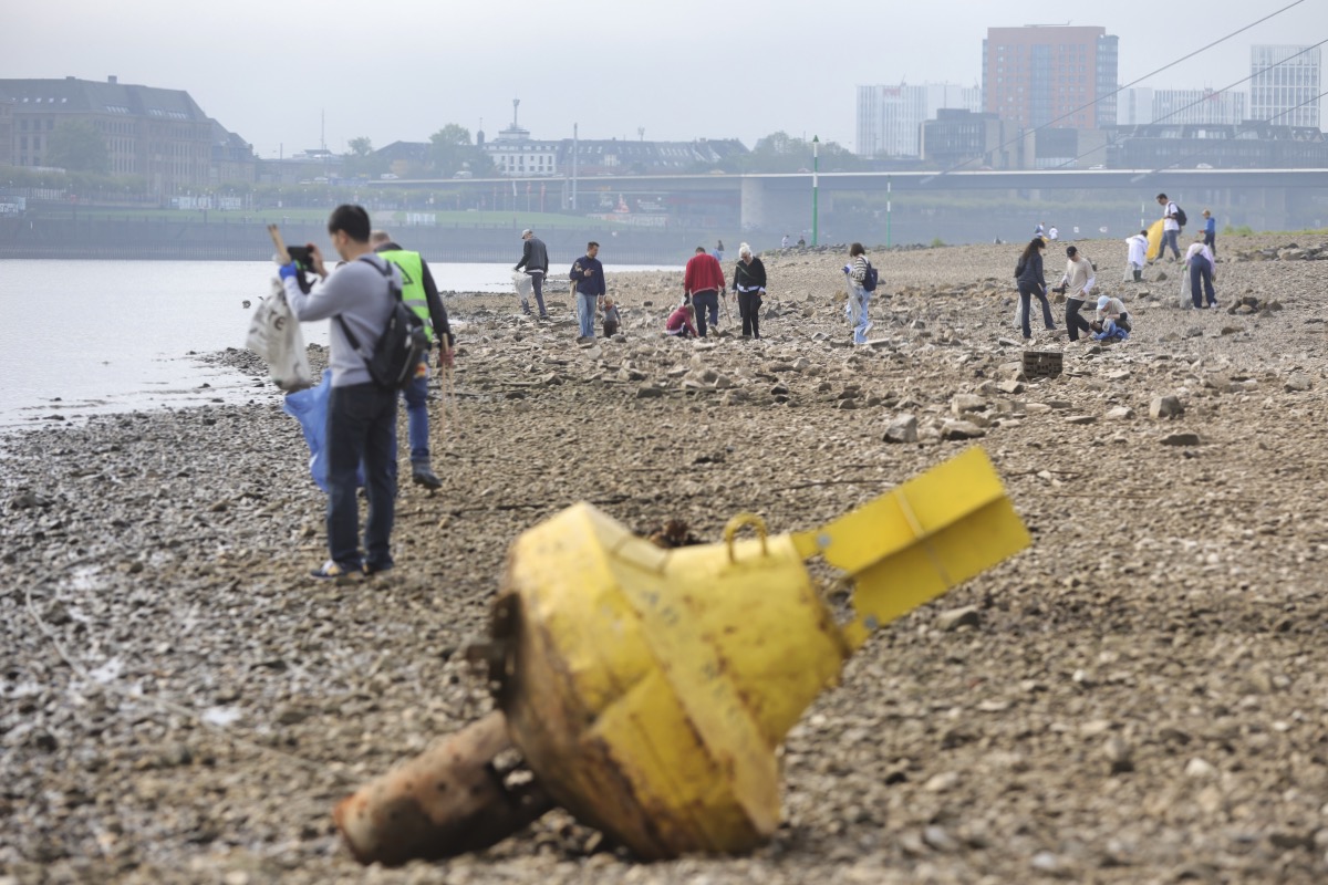 RhineCleanUp: „Achtet auf Munition und alte Handgranaten“ – Düsseldorf ...
