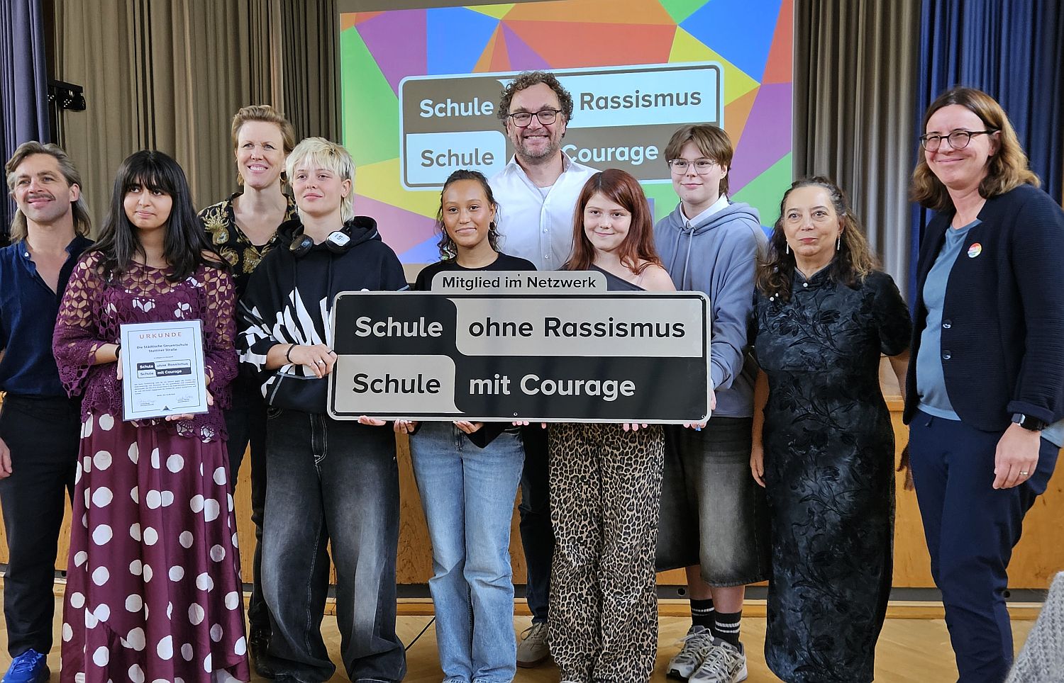 Düsseldorf Garath: Stettiner Straße Comprehensive School is now a “School ...